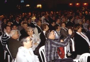 El público llenó el local