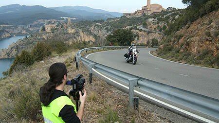 Javi grabando a Eszter en Torreciudad