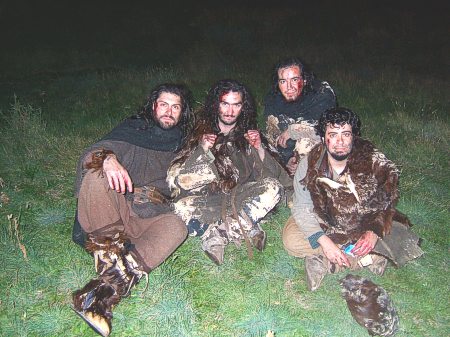 La banda de bárbaros que luego fue a comprar al Eroski