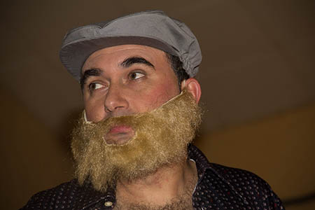 Miguel Ángel metido en su personaje de Pablo el jubilado