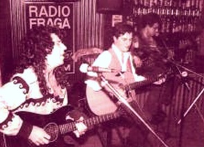 Tolo, José Víctor y Mikelo en su actuación en Fraga