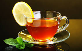 Té rojo con limón y menta