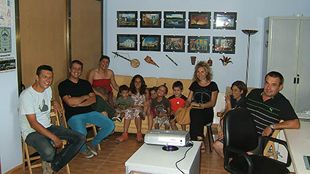 Pre-estreno de La fiesta de los 40 en el estudio de El rincón de los famosos