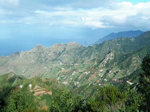 Vistas de Punta de Hidalgo desde el mirador del Inglés
