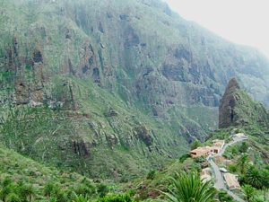 Pueblo y Barranco de Masca