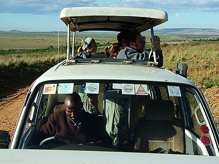 Expedición del Safari del grupo de Kuoni